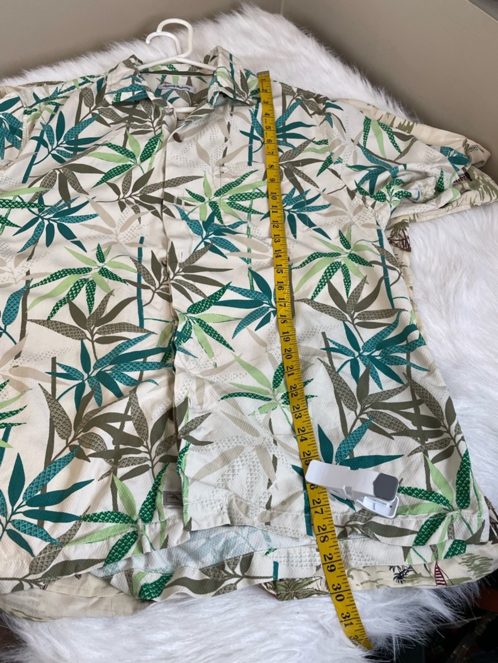 Two Silk Hawaiian Shirts Tommy Bahama Joe Marlin Tropical Print Short Sleeve L - Picture 10 of 16